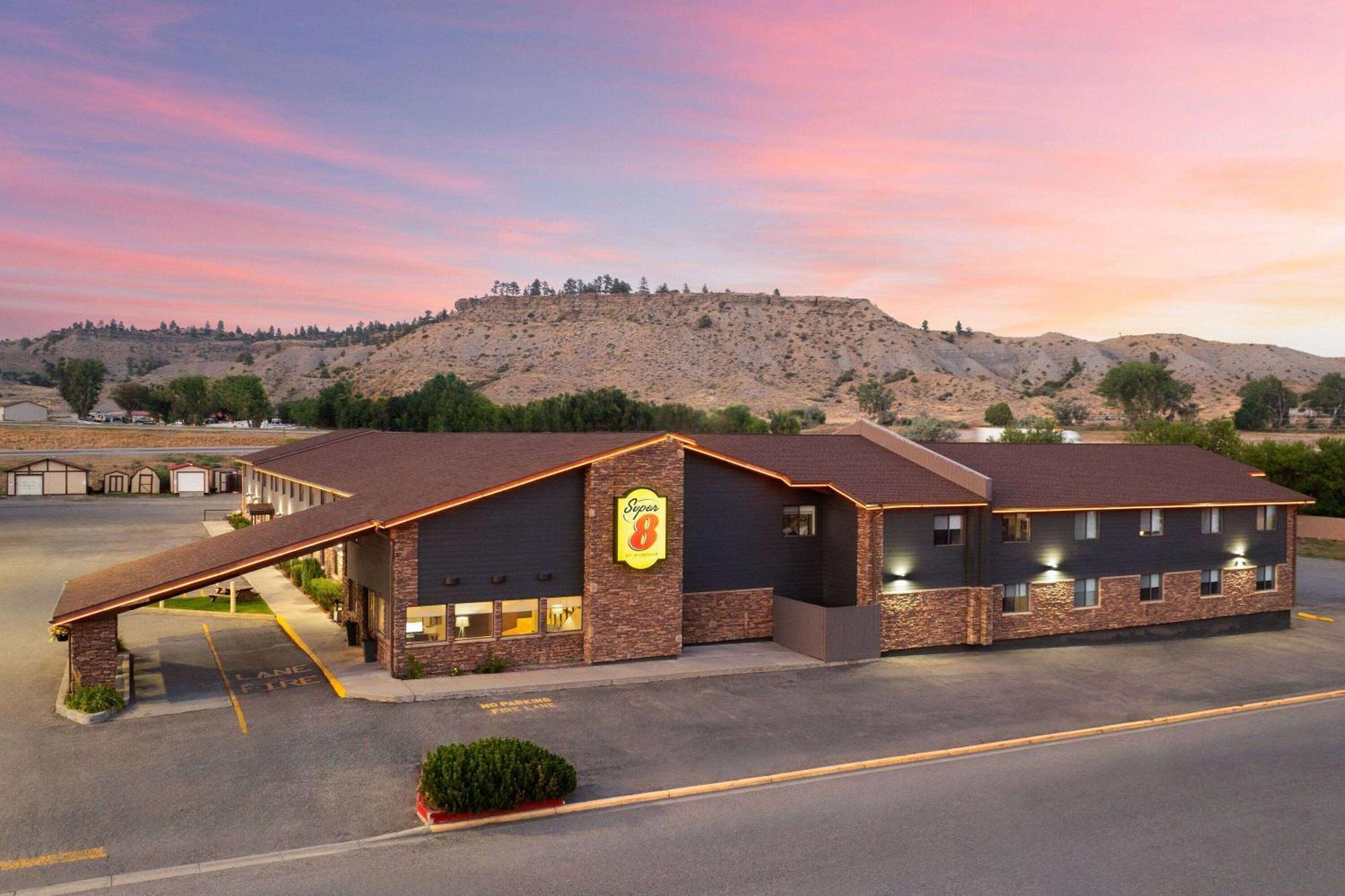 Hotel Super 8 By Wyndham Columbus Esterno foto